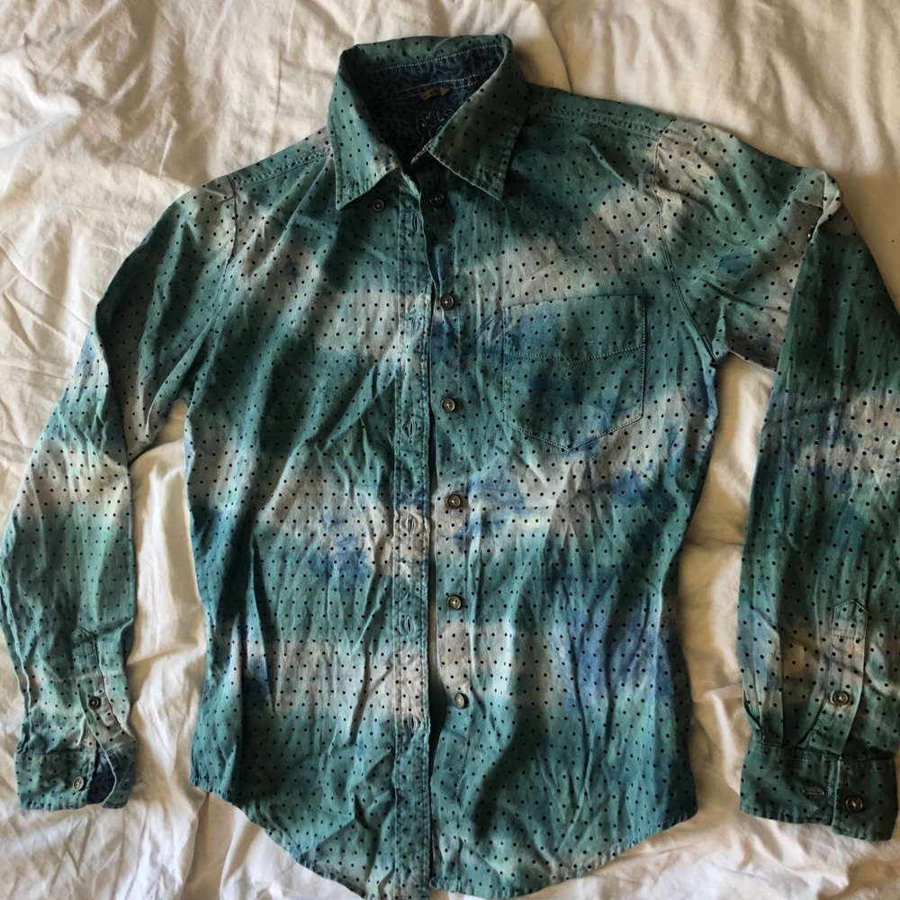 Tye dye button down shirt w/ small polka dots